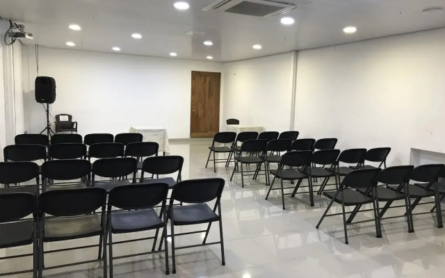 Santa Ana By Wynwood House