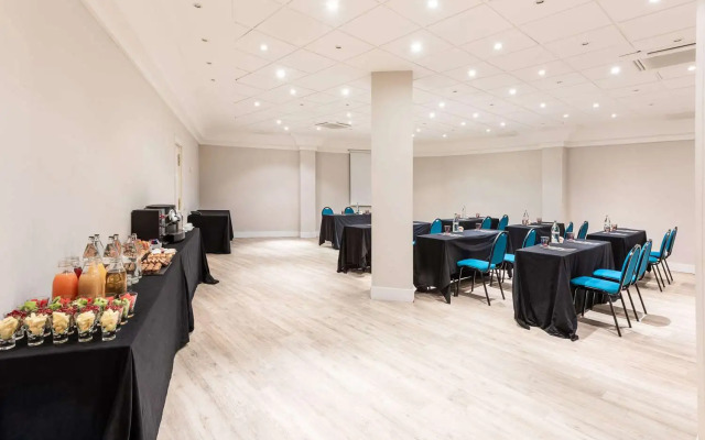 Hotel Madrid Gran Via 25, Affiliated by Meliá