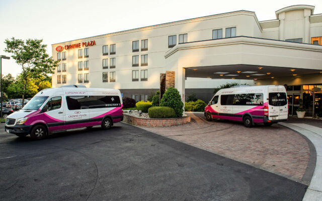 Crowne Plaza Dulles Airport, an IHG Hotel