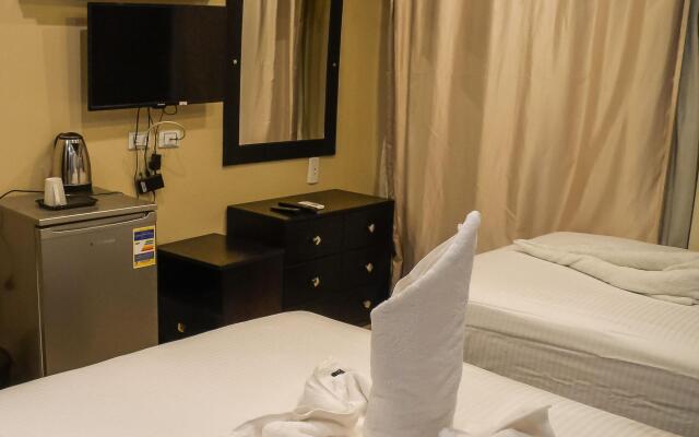 Egypt Pyramids Inn