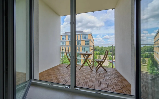 Lwowska by the Lake by Renters Prestige