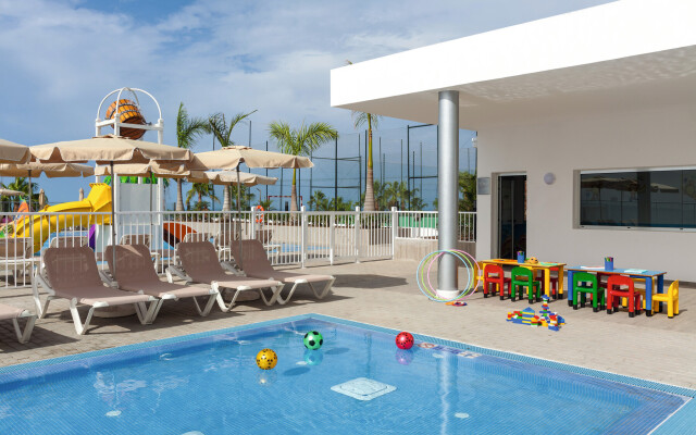 Hotel Riu Vistamar