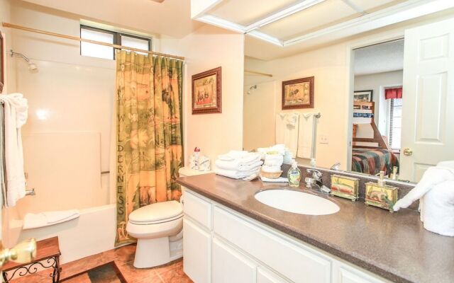 Brown Bear's Den Condo