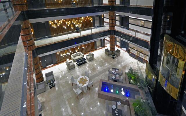 Roof Hotel Apartments