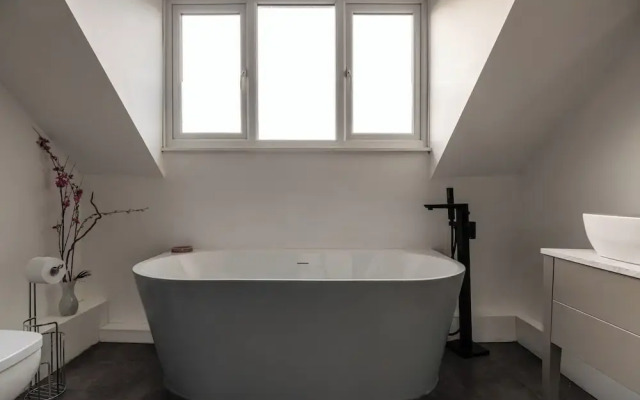 Lowell Street - Cosy 2 BD in Worcester