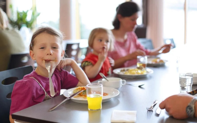 Jugendherberge Stuttgart Neckarpark
