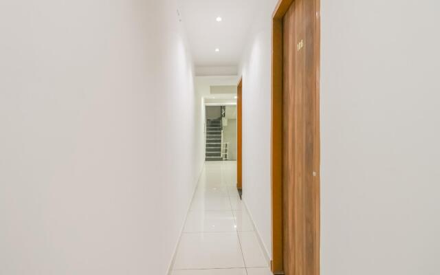 Rv Hotel by OYO Rooms