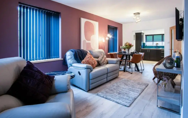 Wiston Street - 2 Bedroom Holiday Home - Pembroke