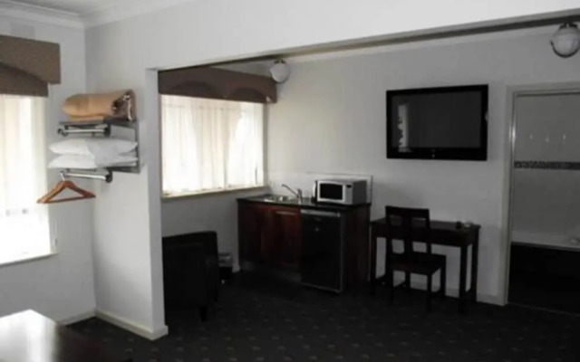 503 On Princes Drive