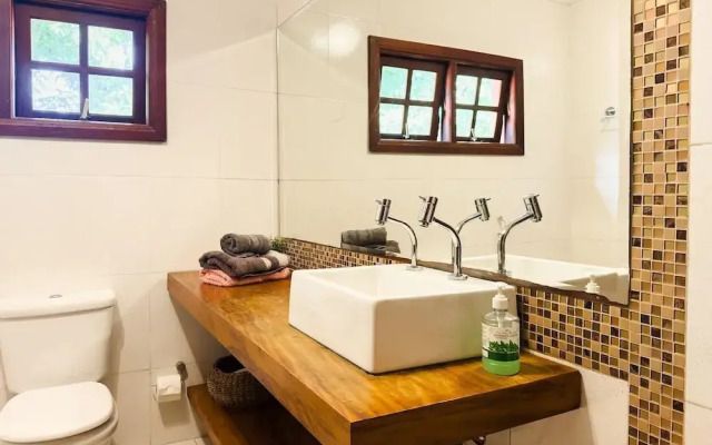 Casa espaçosa na Granja Viana