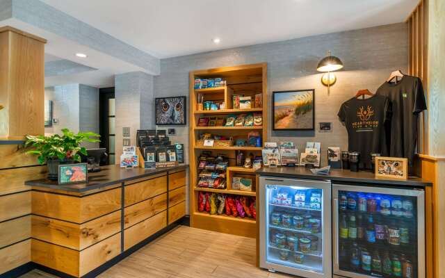 Maine Evergreen Hotel, Ascend Hotel Collection