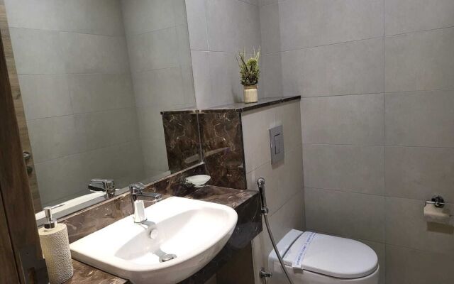 Апартаменты Mirdif Hills Apartaments