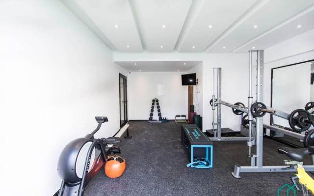 Sunset 203 Luxury apt With Gym in Lac1