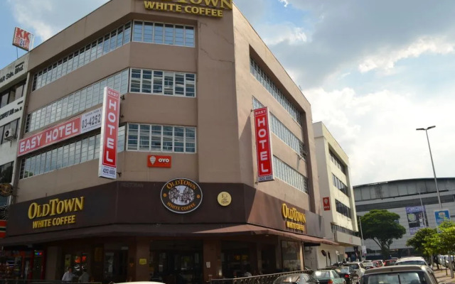 Oyo 117 Hotel Safari 2