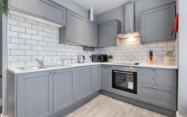 Murray Nest #2 - TV in Every Bedroom!