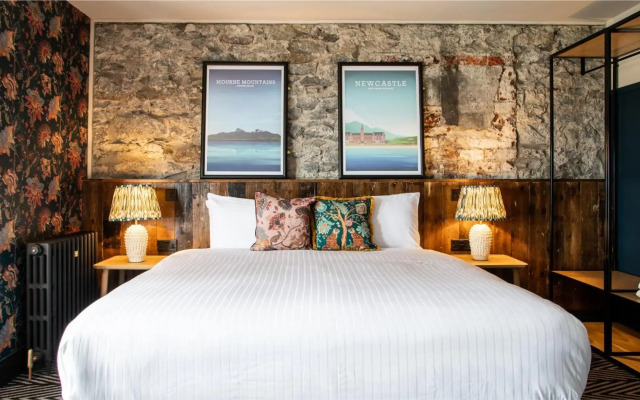 Avoca Hotel