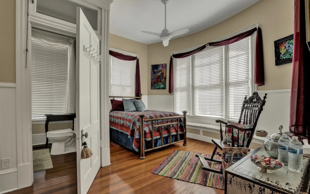 The Holekamp House Bed & Breakfast