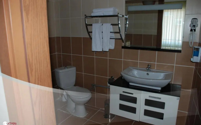 Celeb Hotel