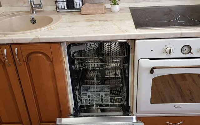 Апартаменты в микрорайоне Крылатый, 8