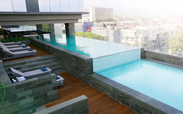 YELLO Hotel Paskal Bandung