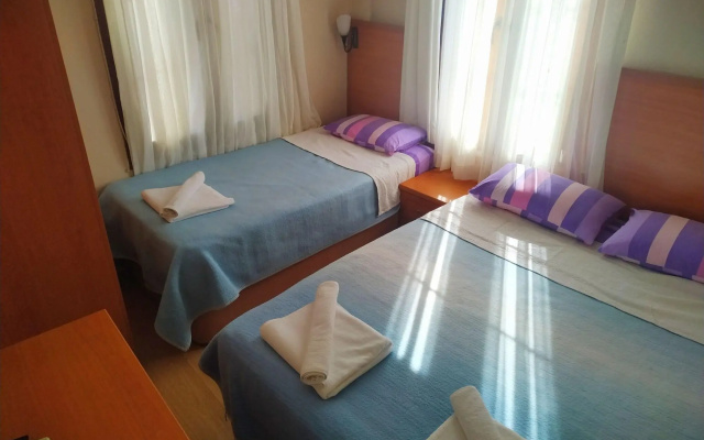 Yalcin Hotel