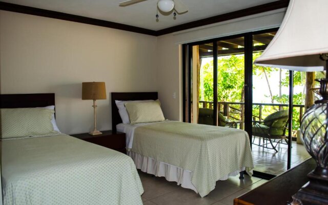 Paraiso Escondido Hotel Villas & Resort