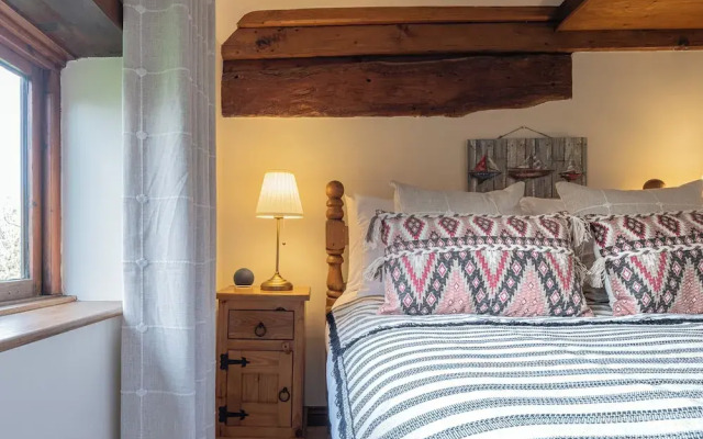 The Threshing Barn-Stunning 5 BD Retreat