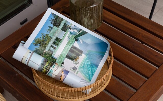 Spacious & Ornate 1BR Apt In Jaddaf Waterfront