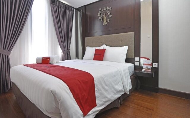 RedDoorz Plus near Pantai Jimbaran