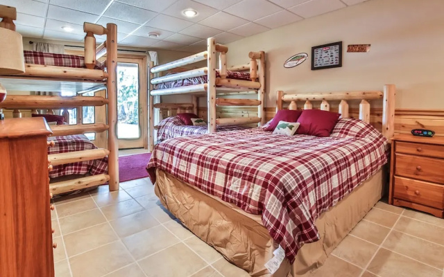 Sandy Cove - 4 Br Home