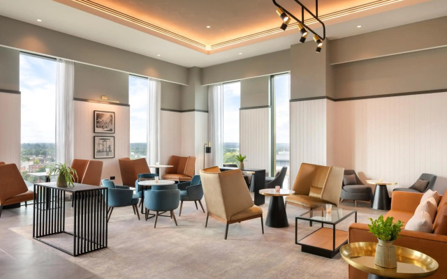 Hilton Woking