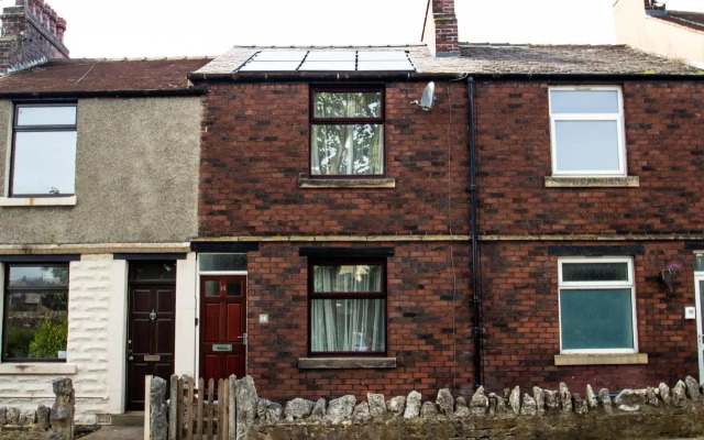 Peaceful House in the Centre of City