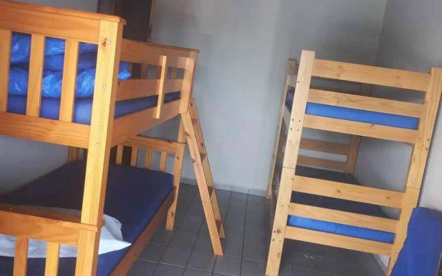 CASA DE PRAIA CARAGUA COM Piscina