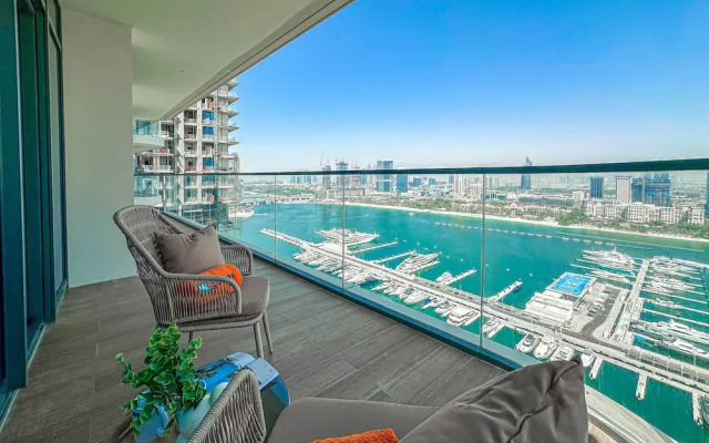 HiGuests - Marina Vista Tower 2