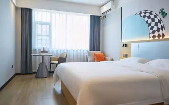 Fu Shun Da Hua Hotel