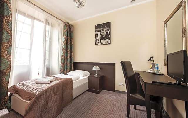 Hotel Willa Adriana