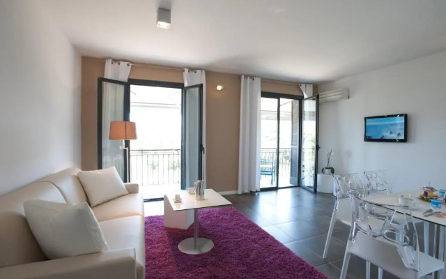 Résidence Hôtelière En Aparté