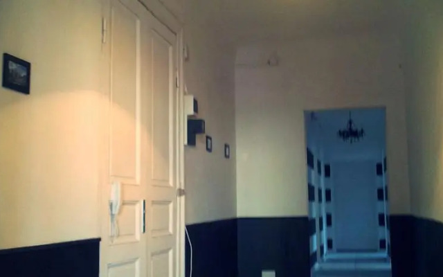 Hostel Latberry