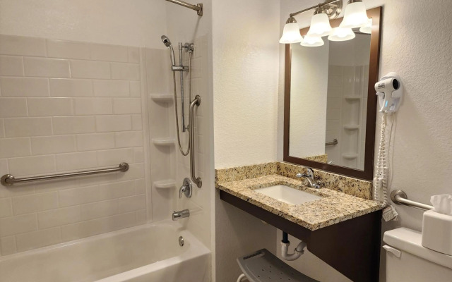 Quality Inn & Suites Denver International Airport