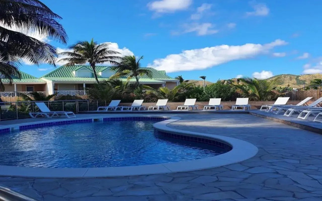 Orient Beach Hotel