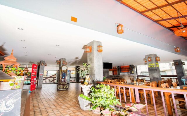 Chusri Hotel