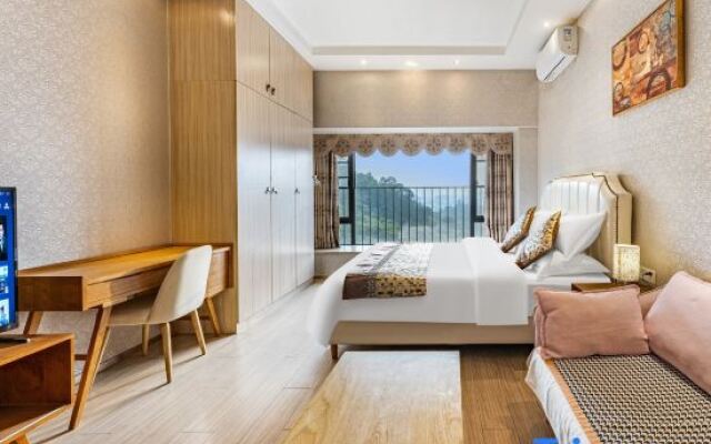 Tu'anju Apartment (Guangzhou East Railway Station Yantang Subway Station)