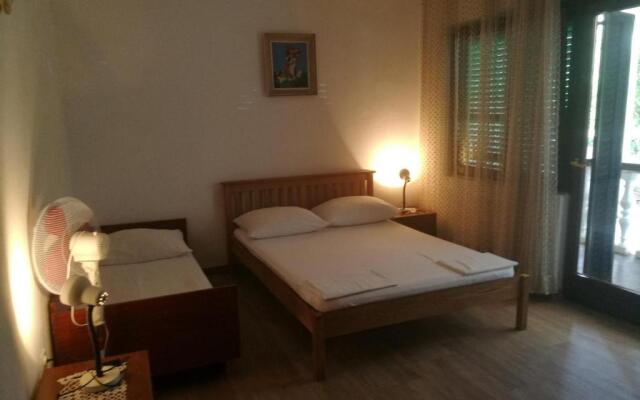 Apartments MINT Povljana - 50m from sandy beach