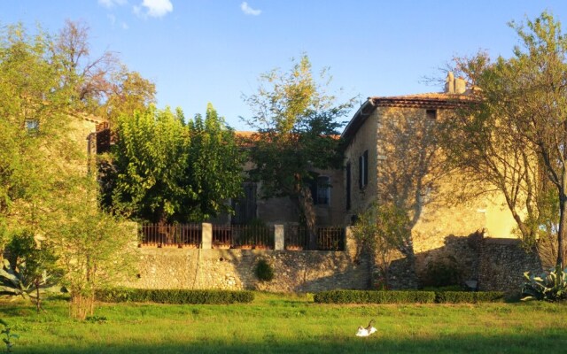 House With 2 Bedrooms in Allemagne-en-provence, With Furnished Garden