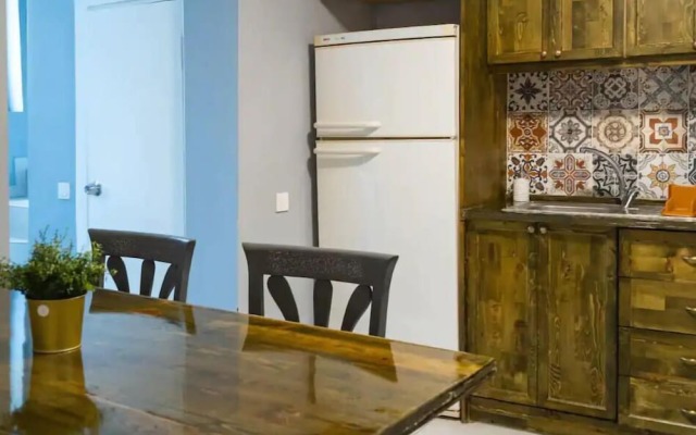 Garden Floor Flat in The Galata