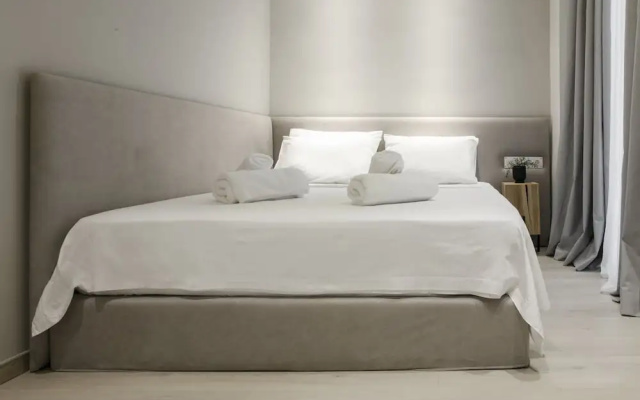 Ultra Chic Modern 4 Bedrooms Apartment in Athens