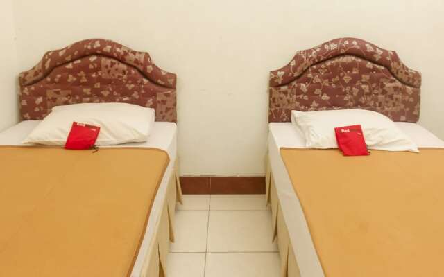 RedDoorz Plus @ Pejanggik Mataram
