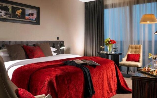 Seafield Hotel & Spa Resort