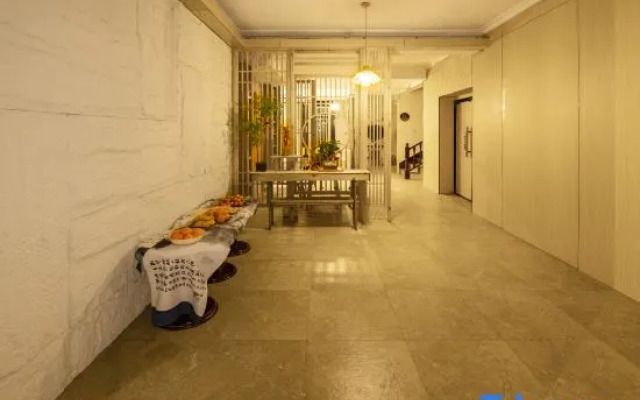 ManDan  Hostel
