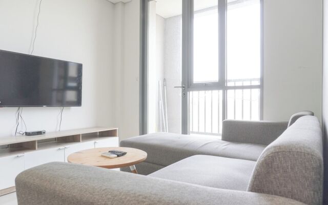 Tidy And Cozy 2Br Apartment At Royal Olive Residence